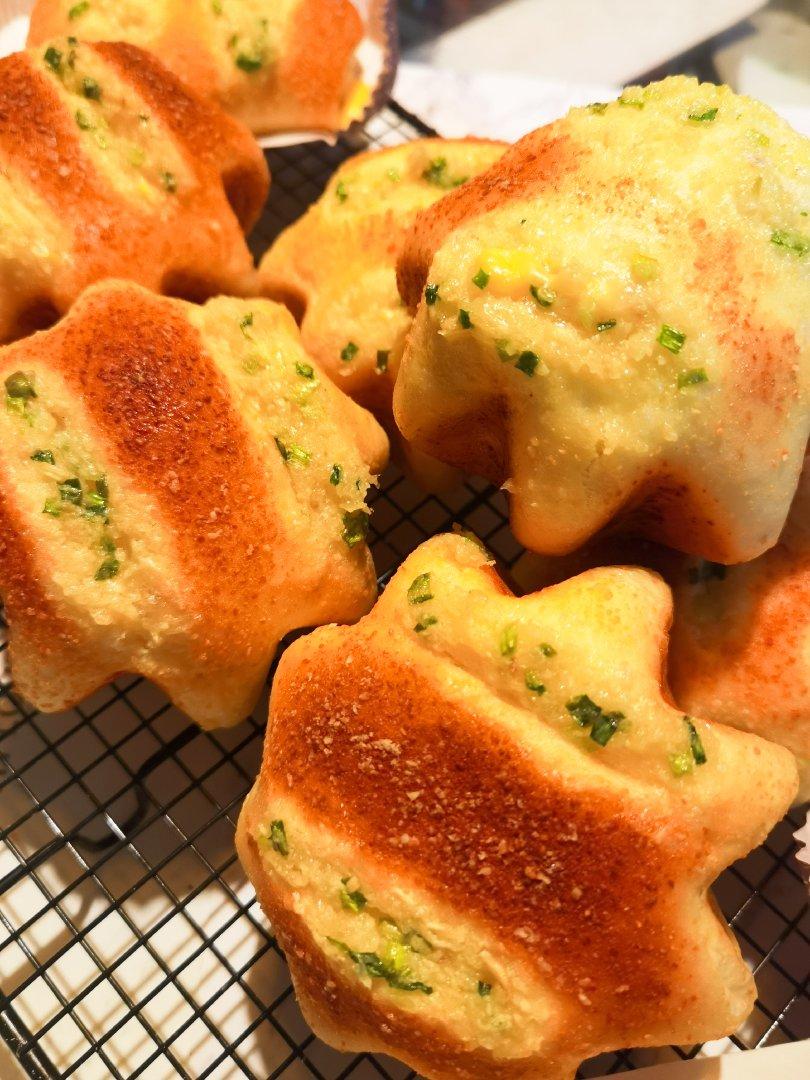 蒜香肉松小炸弹面包（烫种）