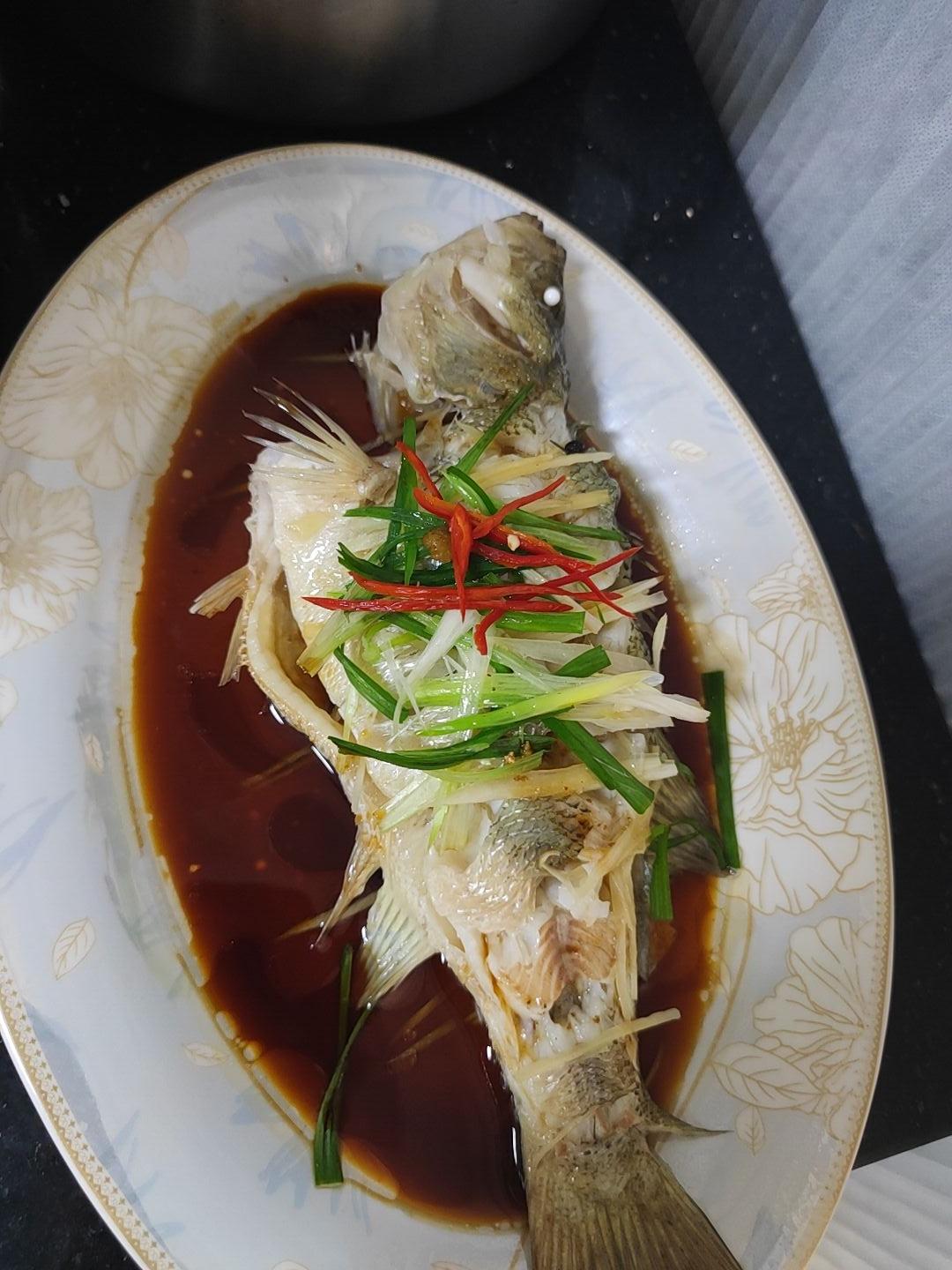 清蒸鲈鱼
