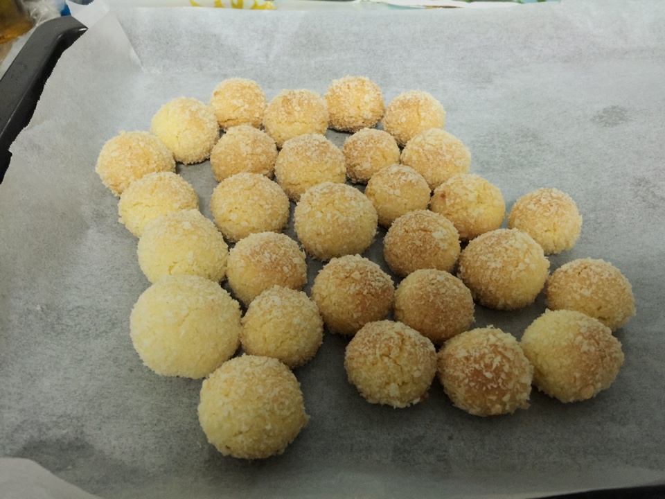黄金椰丝球