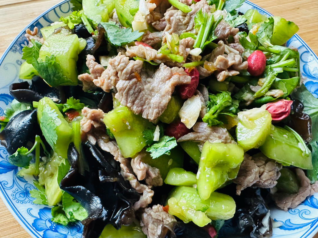 丈母娘吃了都夸的凉拌香菜牛肉