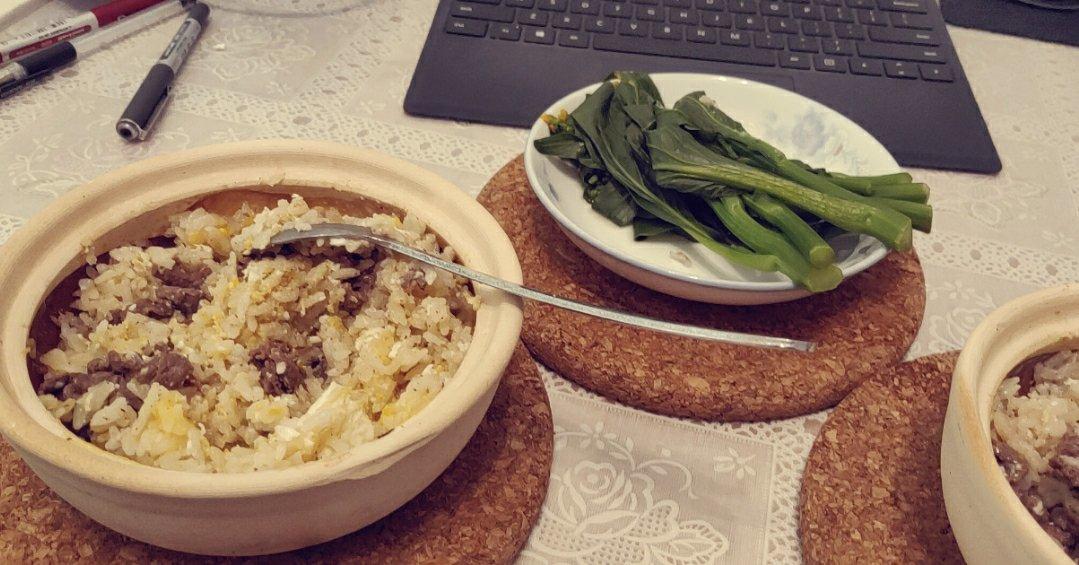 京都汇珍膳米-窝蛋牛肉煲仔饭