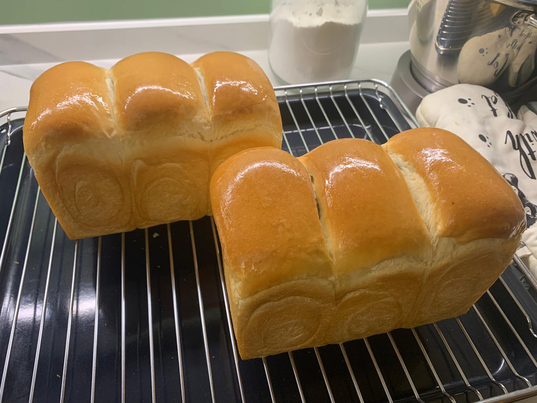 温柔咸香--奶盐小吐司