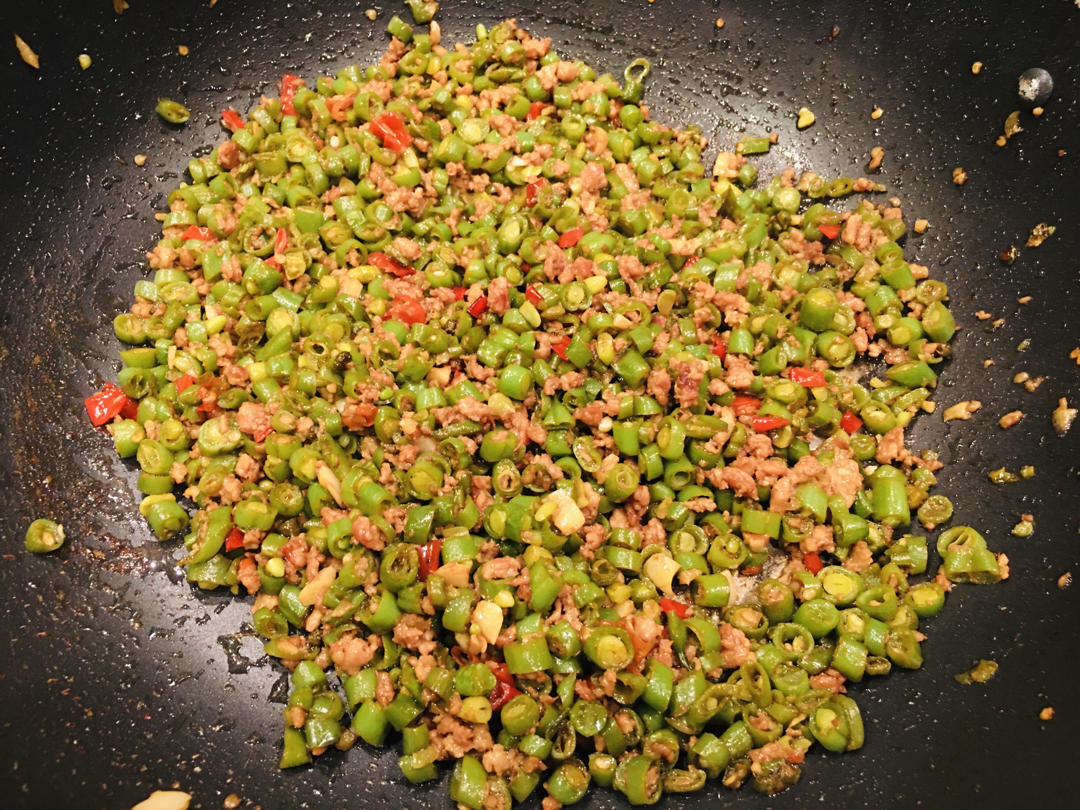 肉沫豆角下饭菜
