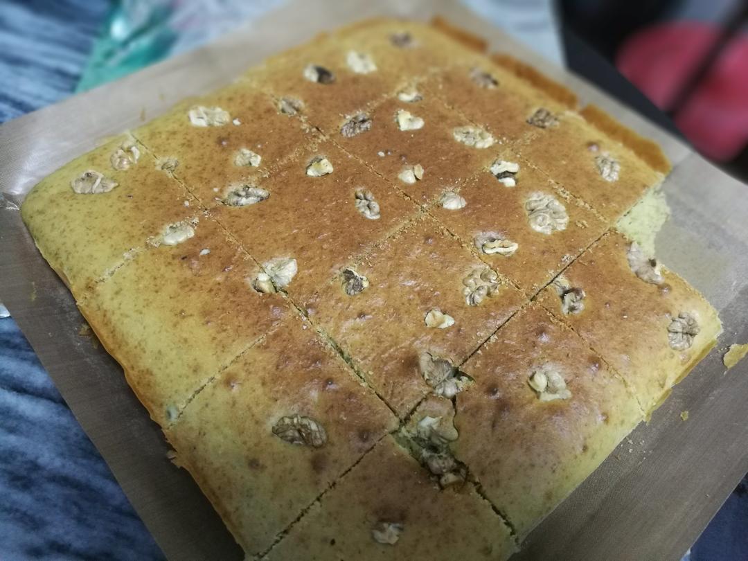 香蕉核桃蛋糕（低油少糖健康版）
