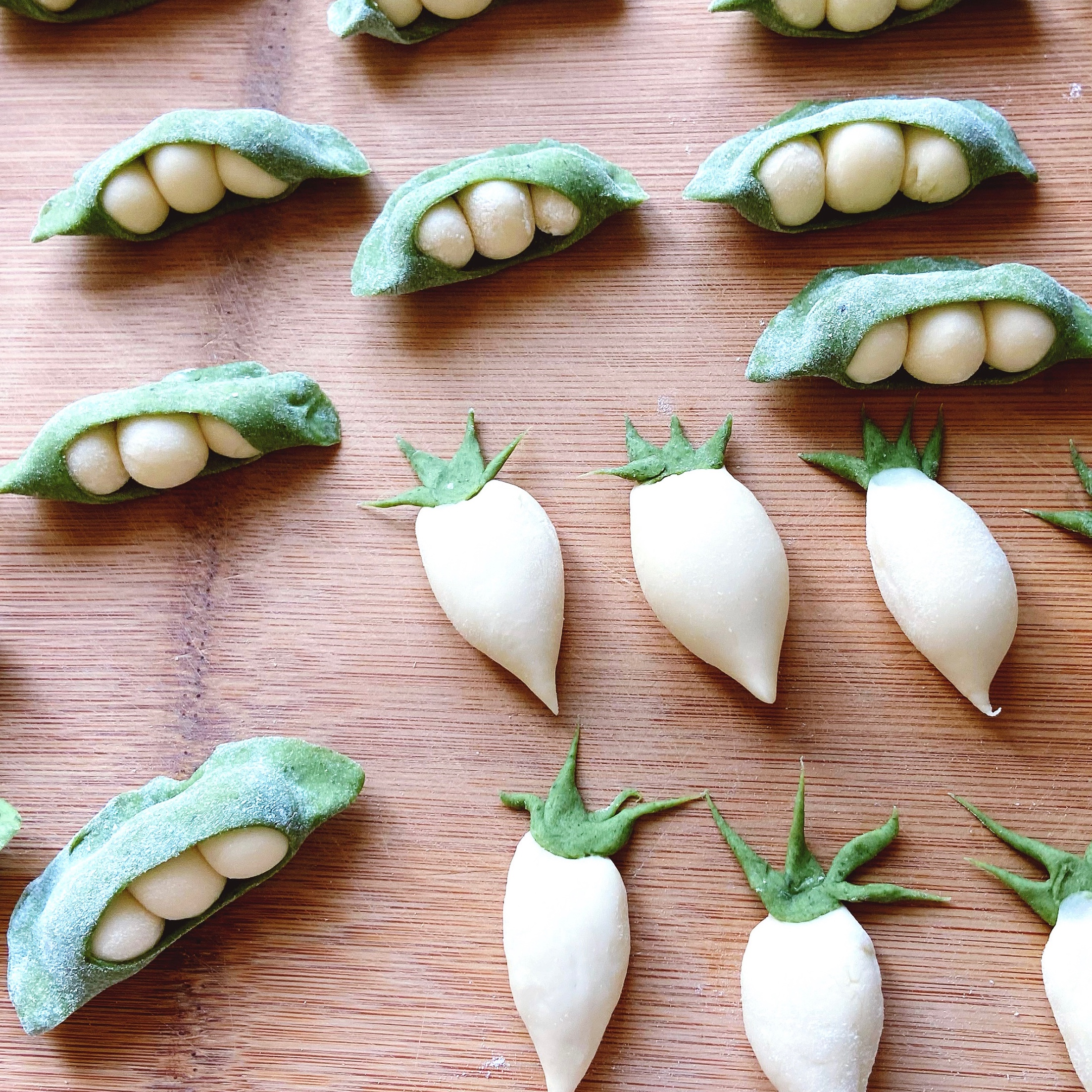 豌豆造型菠菜馒头
