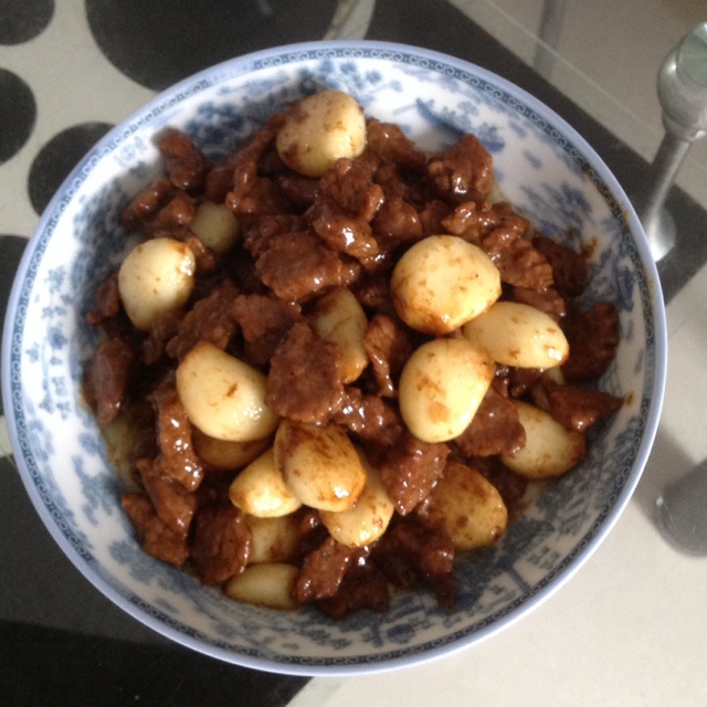 黑蒜子牛肉粒