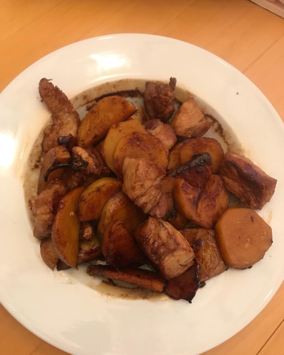 土豆红烧肉