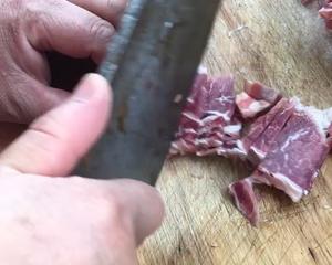 怎样切鲜牛肉的做法 步骤2