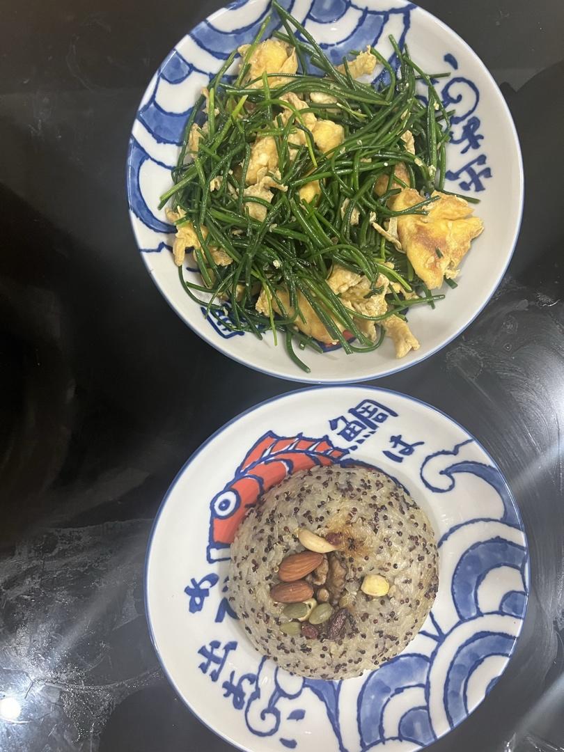 我炒了一盘世上最昂贵的葱：沙葱炒鸡蛋