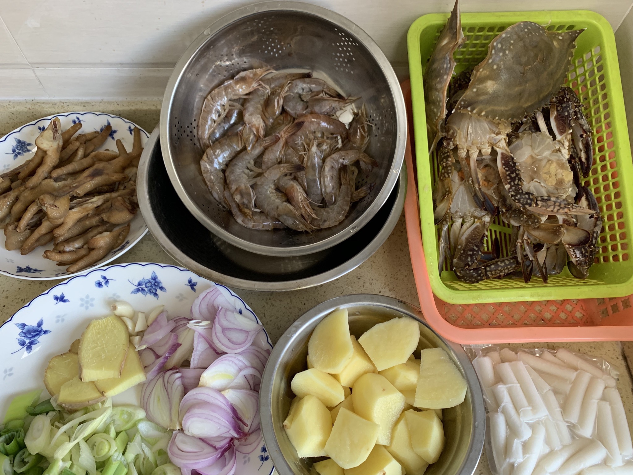 明虾鸡爪蟹肉煲（酱香浓郁超好吃）的做法 步骤9