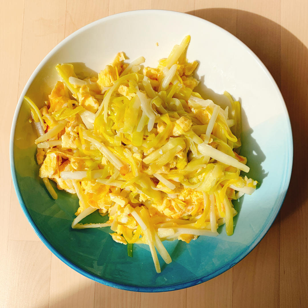 老丁的私房菜－韭黄炒鸡蛋