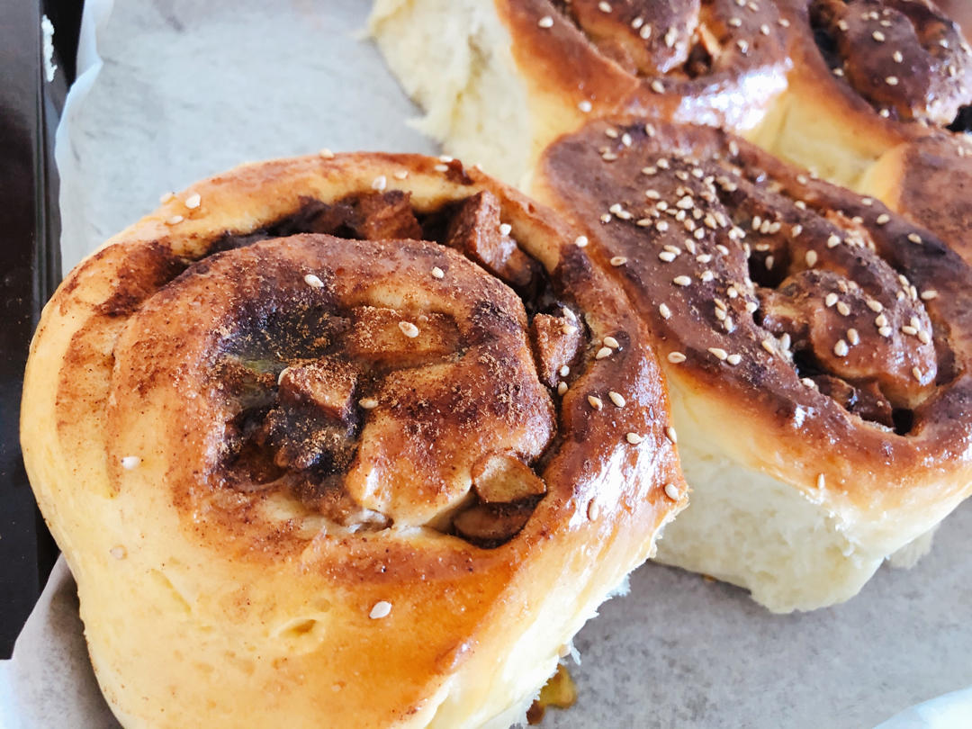 松软又好吃的肉桂面包（超详细配方～简单易做～你也可以的哦）