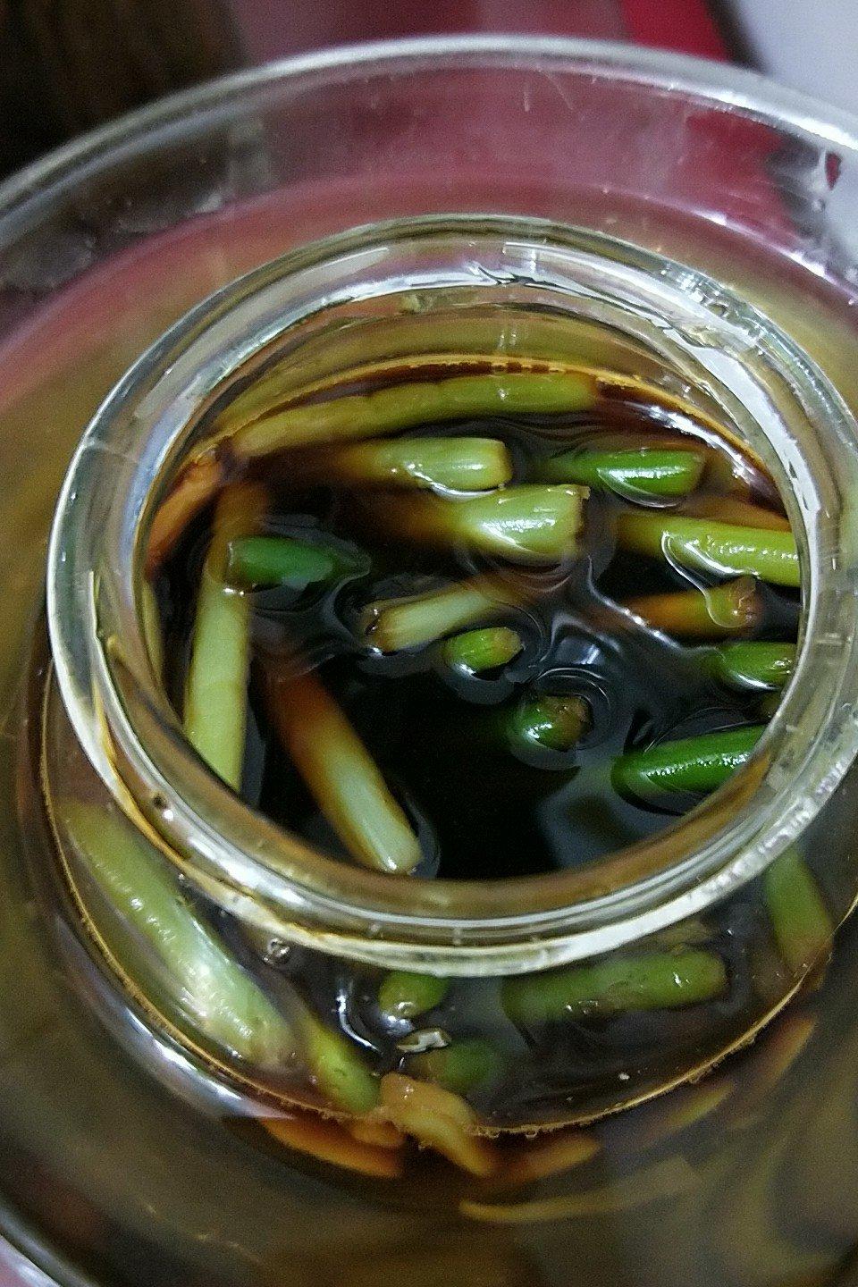 小柒妹妹做的腌糖醋蒜苔