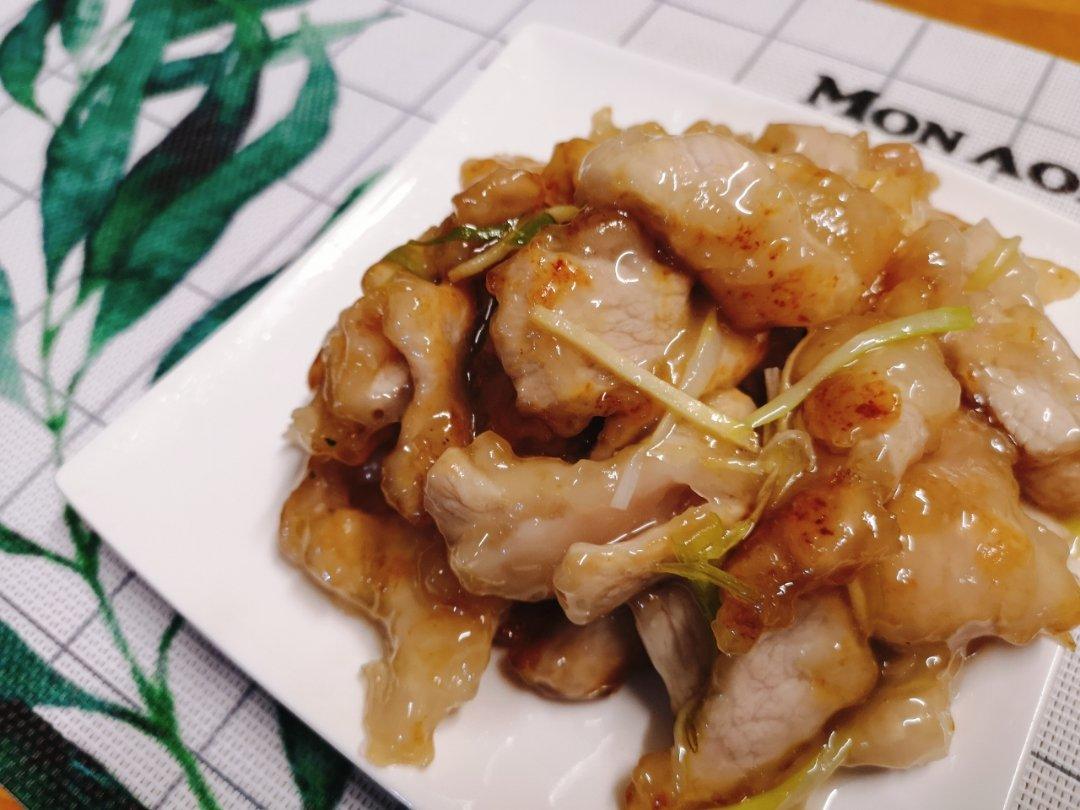 厨师长教你：“锅包肉”的家常做法，色泽金黄，口味酸甜！