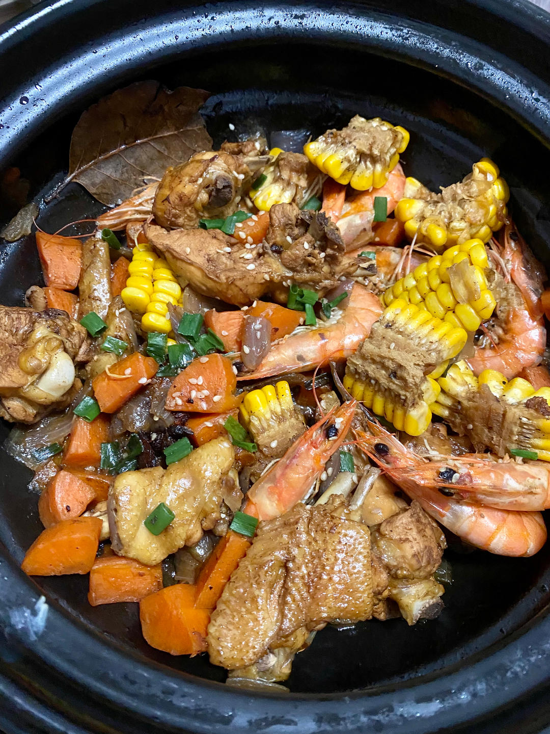 鸡翅年糕虾煲
