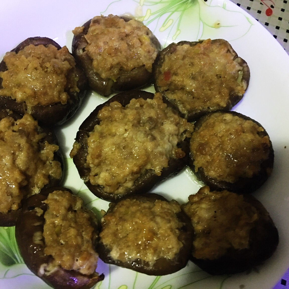 肉末烤香菇