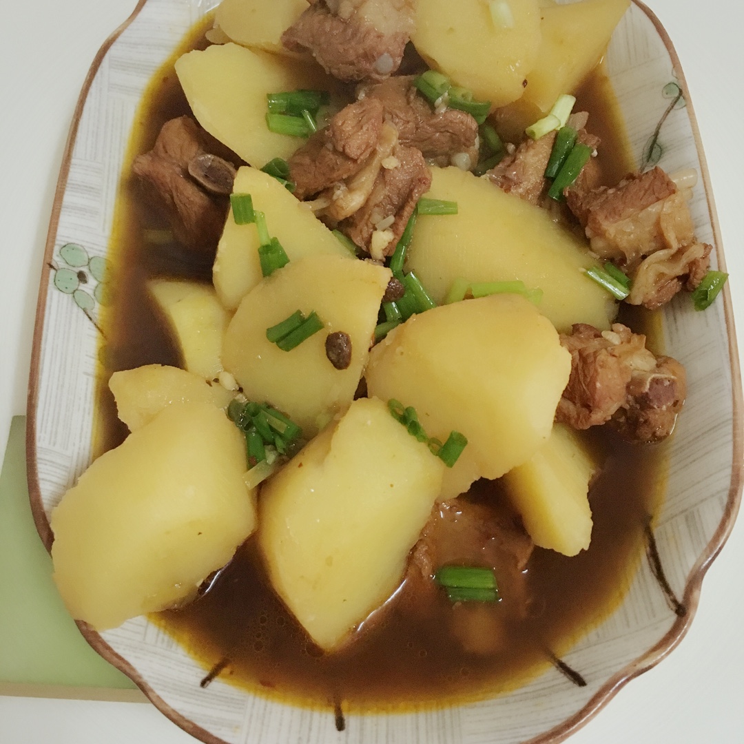 韩式排骨炖土豆 Korean Style Pork Ribs Stew with Potato
