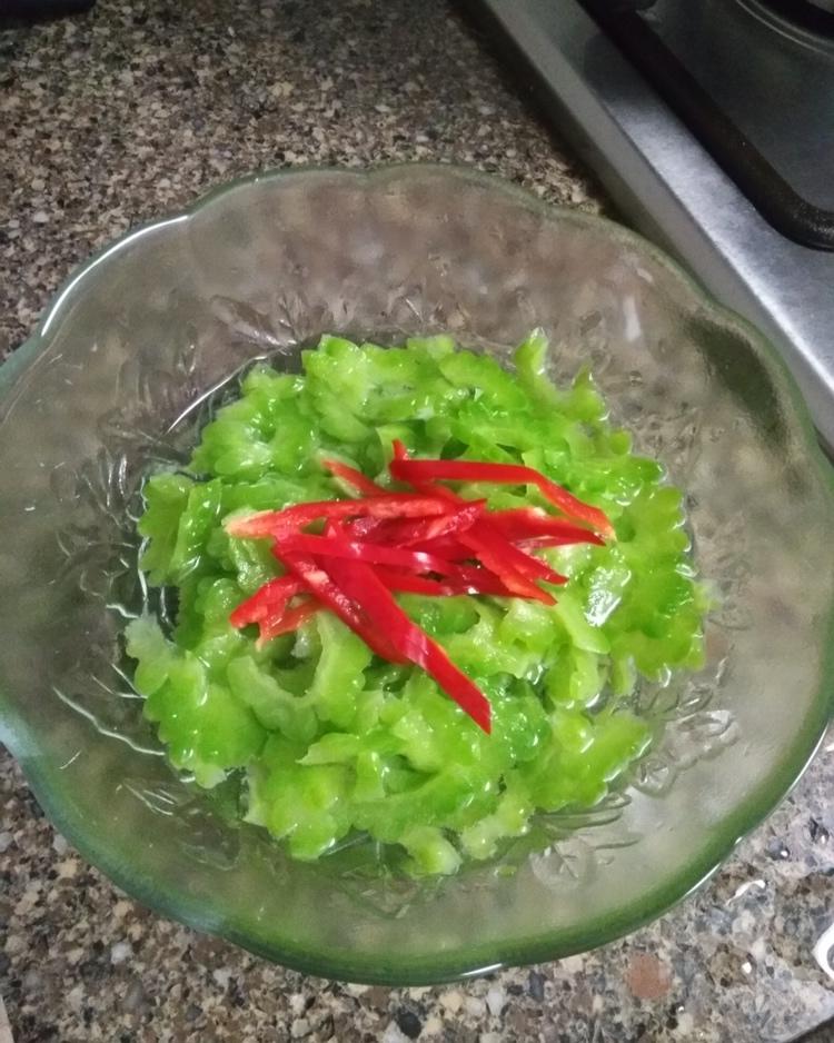 3分钟快手菜——冰镇凉瓜青