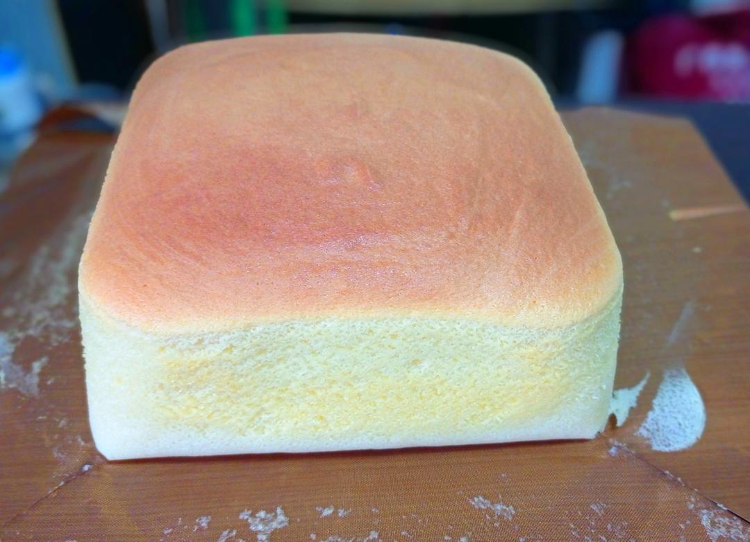 【免费配方】最近在日本很火的一款舒芙蕾烫面海绵蛋糕