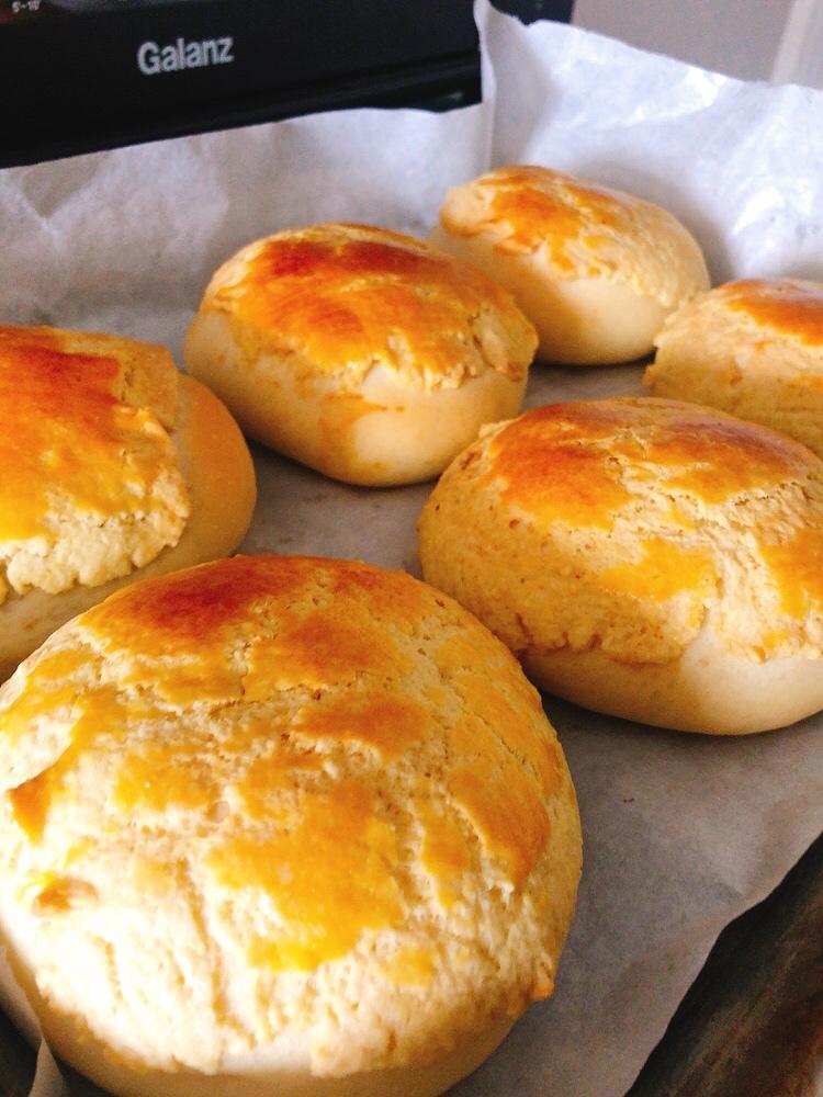 好吃到极致经典脆皮菠萝包