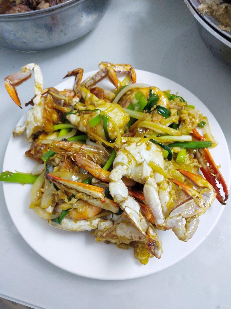 4277302q做的姜葱炒肉蟹
