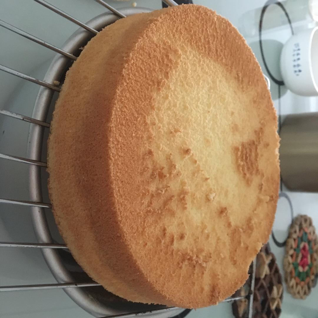 烤箱做蛋糕（戚风蛋糕的做法）