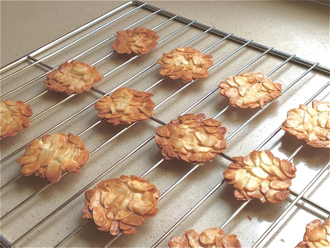 焦糖脆脆杏仁瓦片