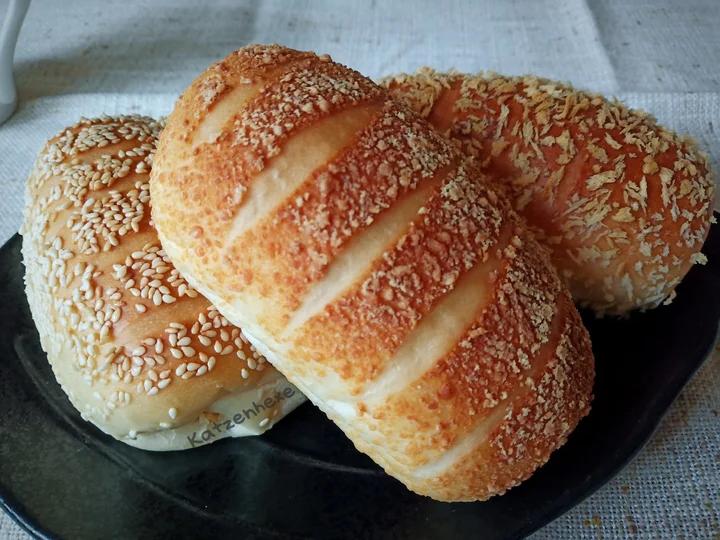 肉松肠仔包