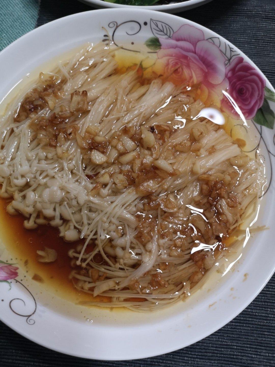 蒜蓉蒸金针菇
