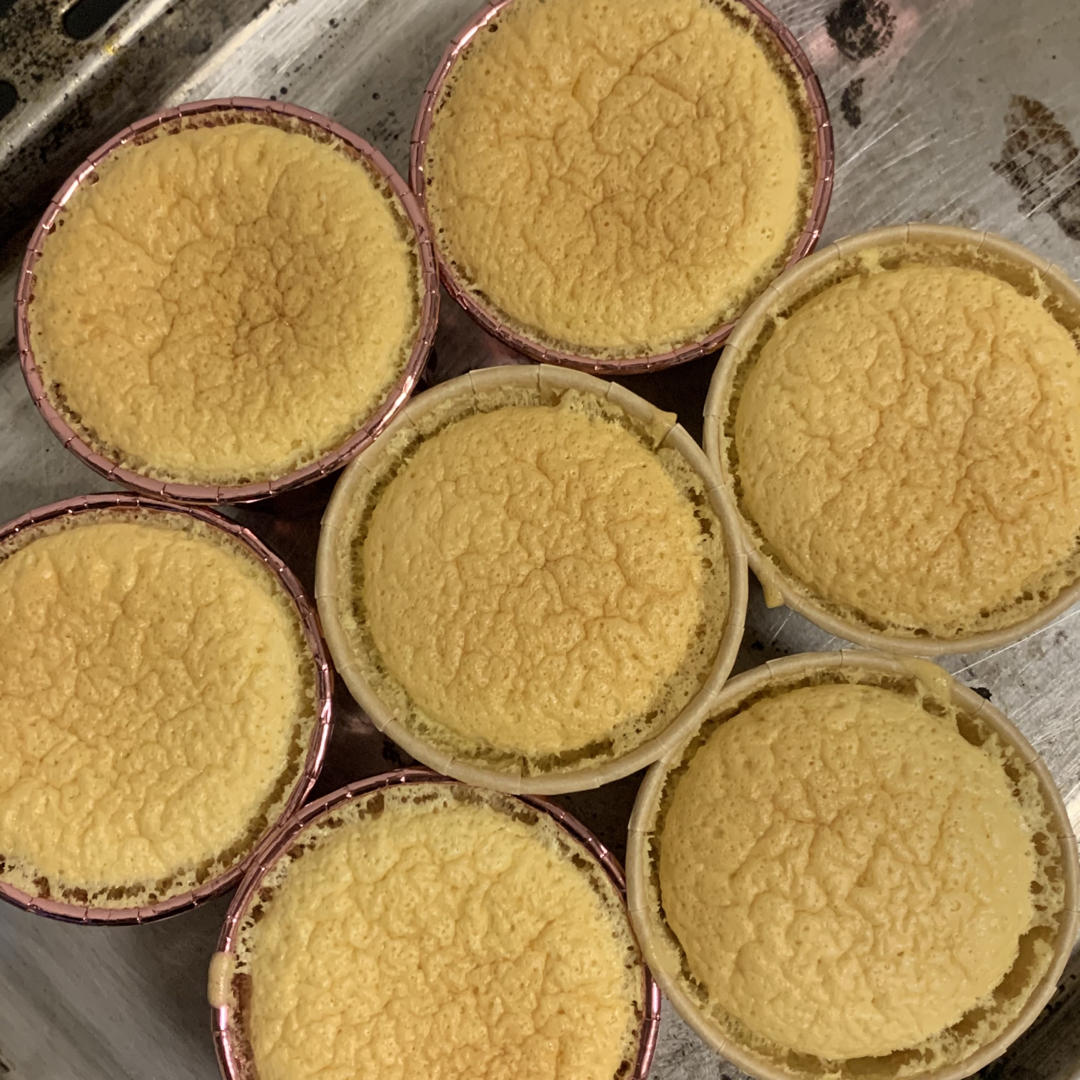 炼乳纸杯蛋糕