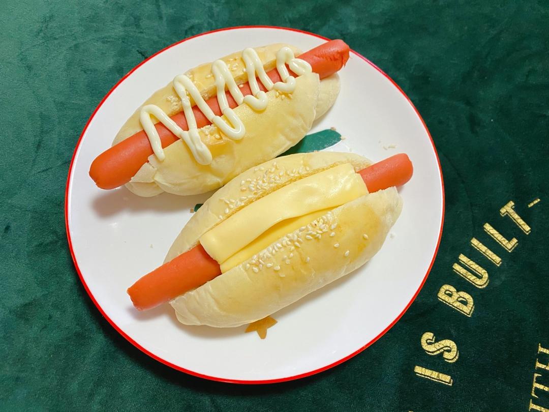 热狗面包卷