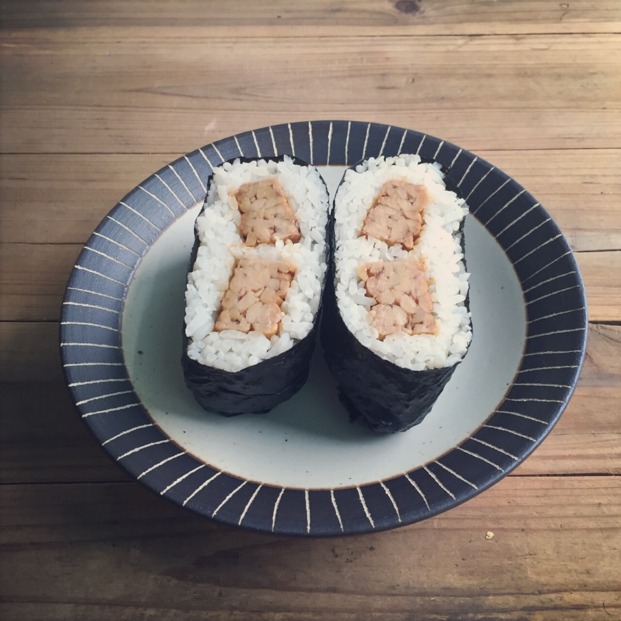 不用捏的饭团(おにぎらず)