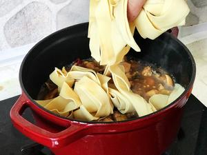 铸铁珐琅锅·黄焖鸡米饭的做法 步骤22