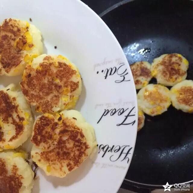 洋葱田园土豆饼