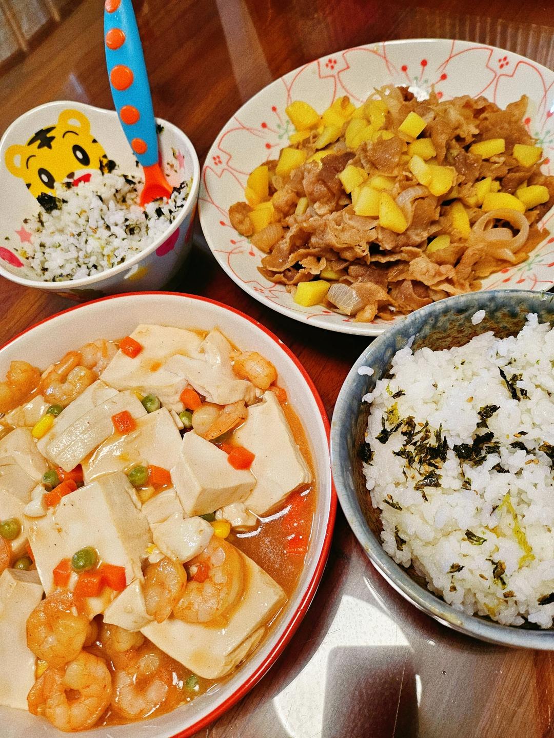 好吃到舔碗底的土豆肥牛拌饭