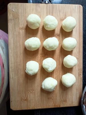 超级简单土豆小甜食的做法 步骤3