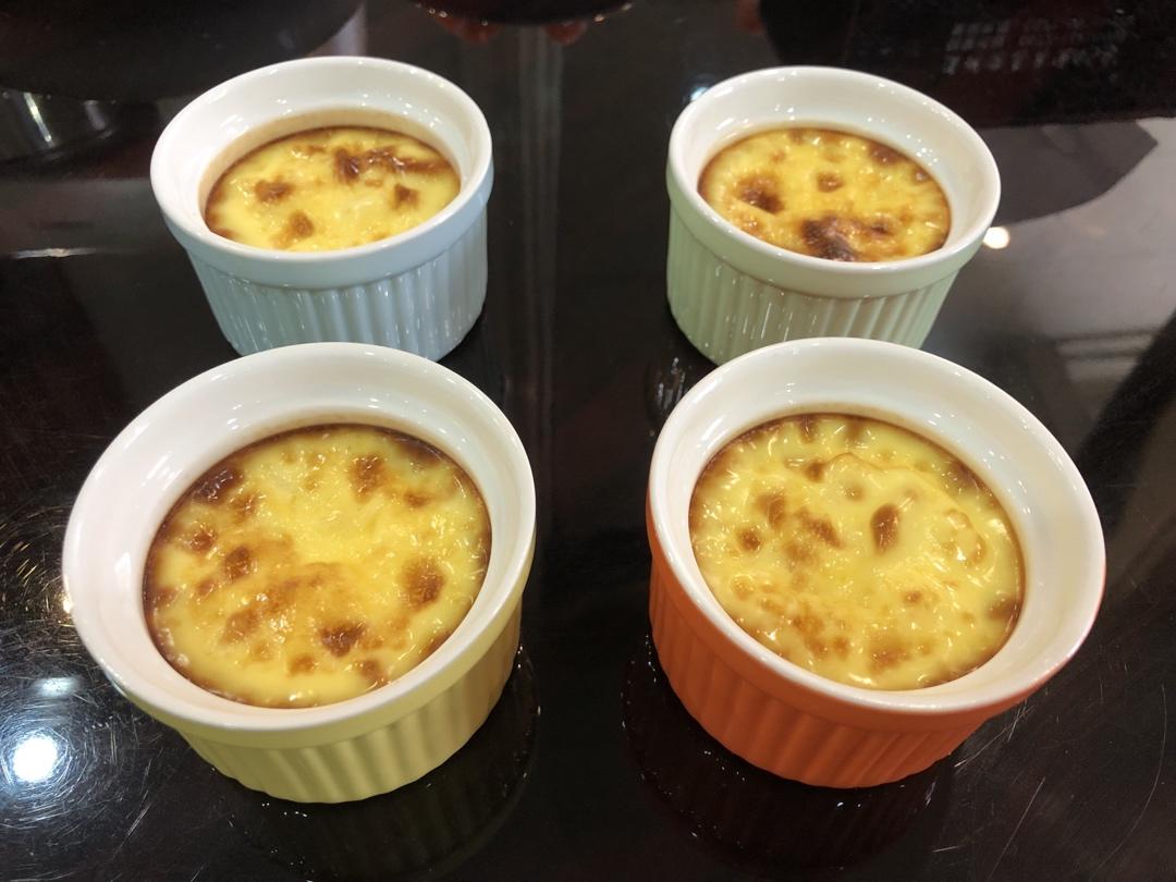 跟肯德基蛋挞一样香甜的奶香布丁（消耗淡奶油）