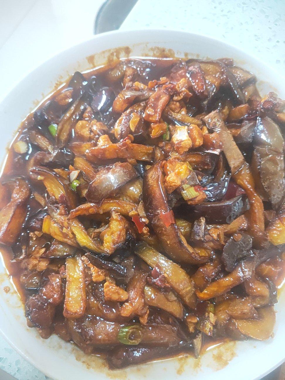 开胃下饭菜！巨简单的家常鱼香茄子煲