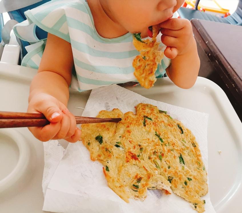 宝宝辅食|挂面鸡蛋饼的做法