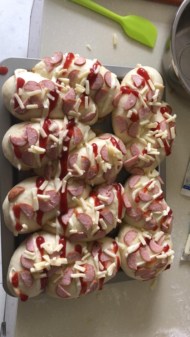 火腿肉松芝士面包