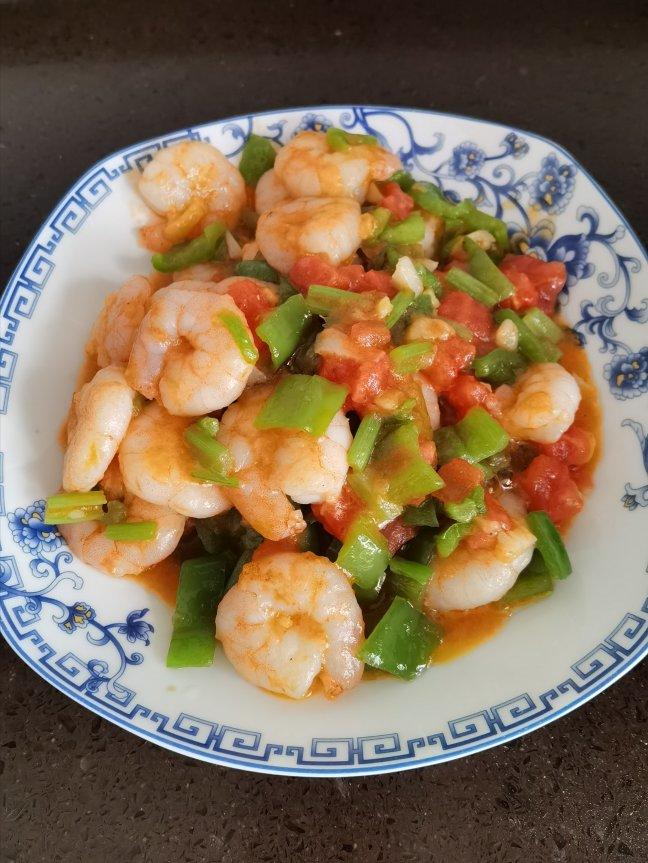 三色炒虾仁