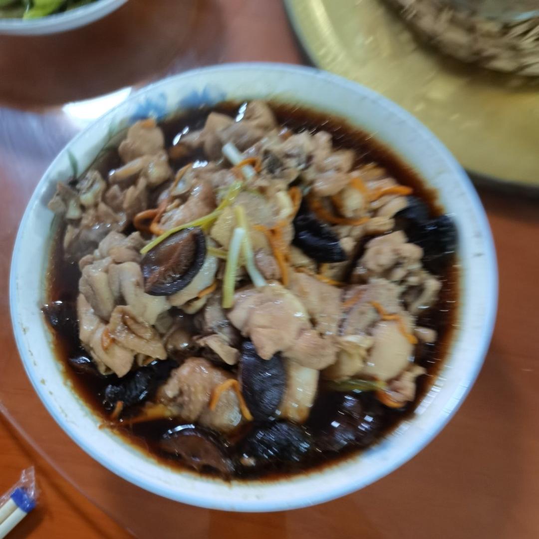 虫草花蒸鸡腿