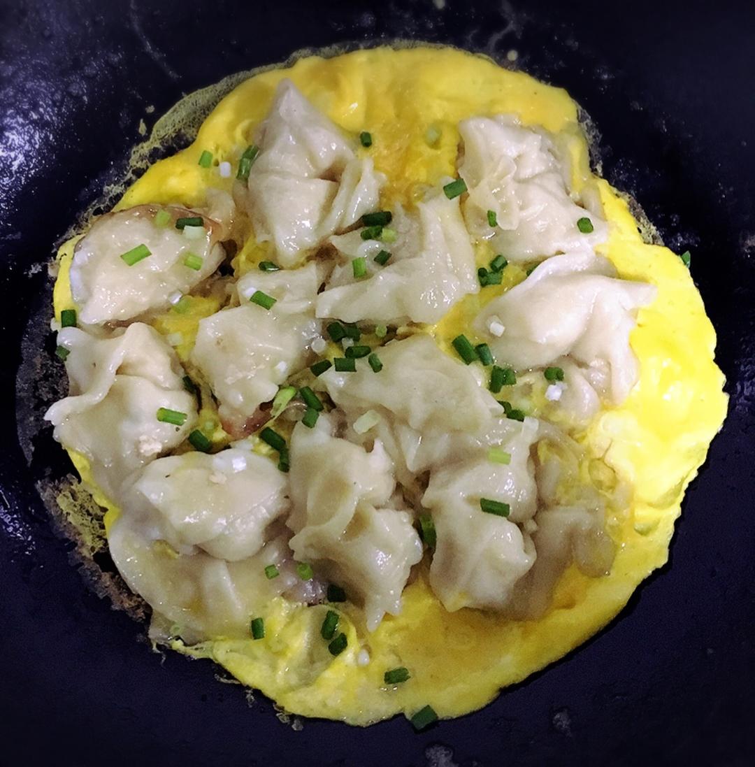 抱蛋煎馄饨