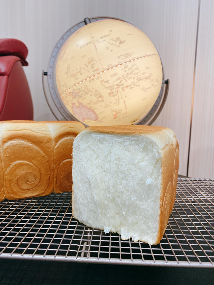 升级版奶香手撕吐司