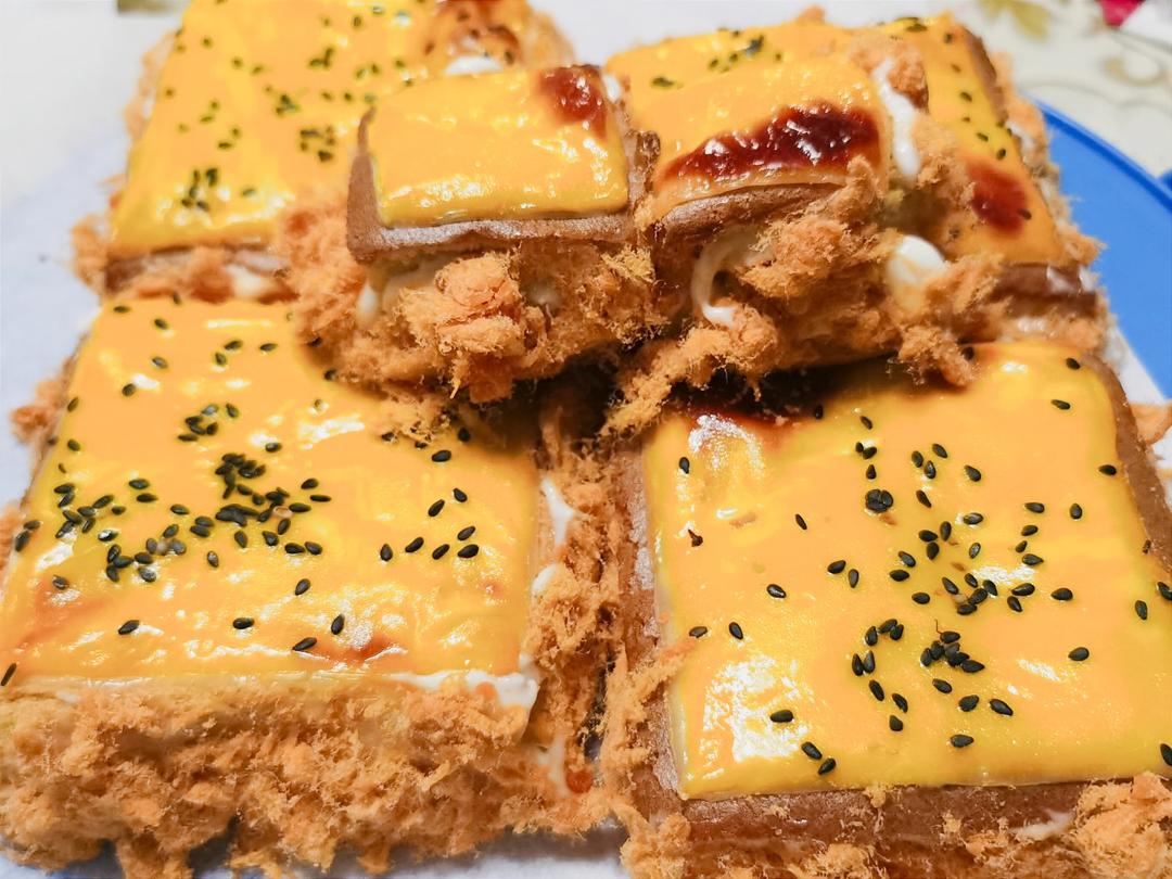 网红芝士肉松蛋糕，不用做戚风蛋糕版，极易成功的高颜值甜品