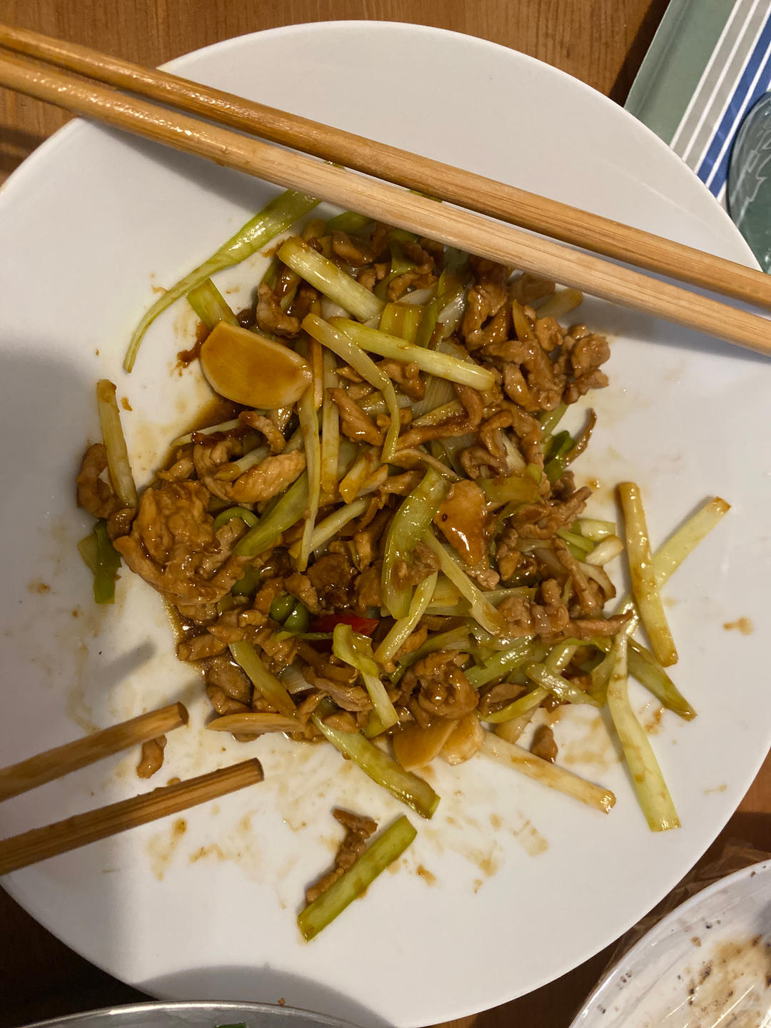 韭黄炒肉丝