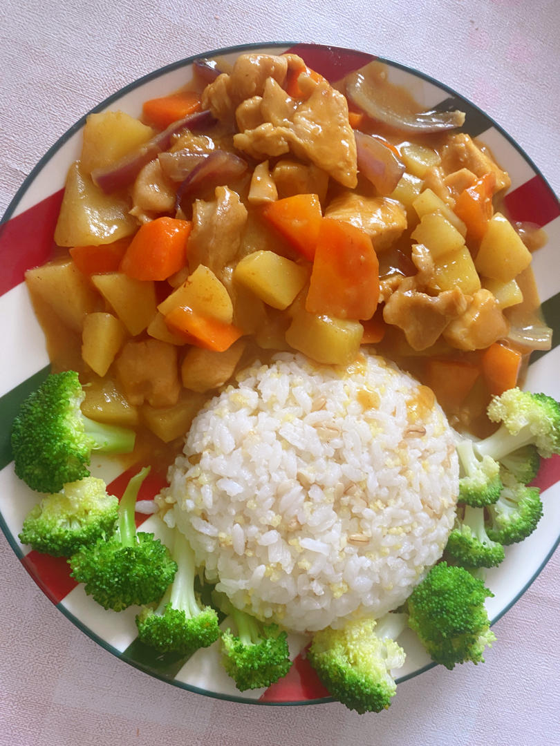 咖喱鸡肉饭