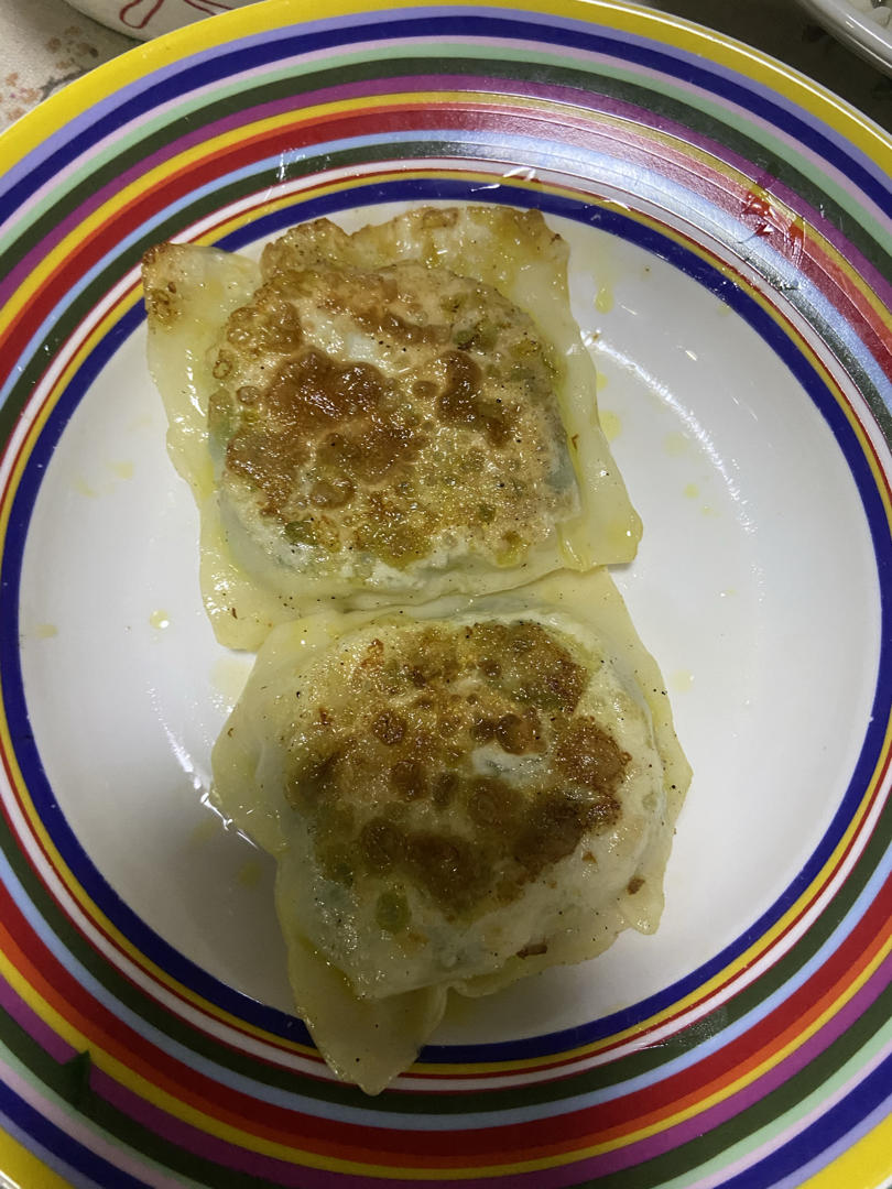 小馄饨皮版韭菜盒子