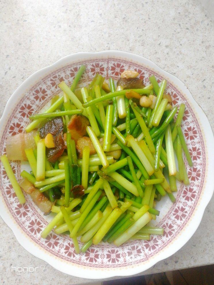蒜苔炒腊肉