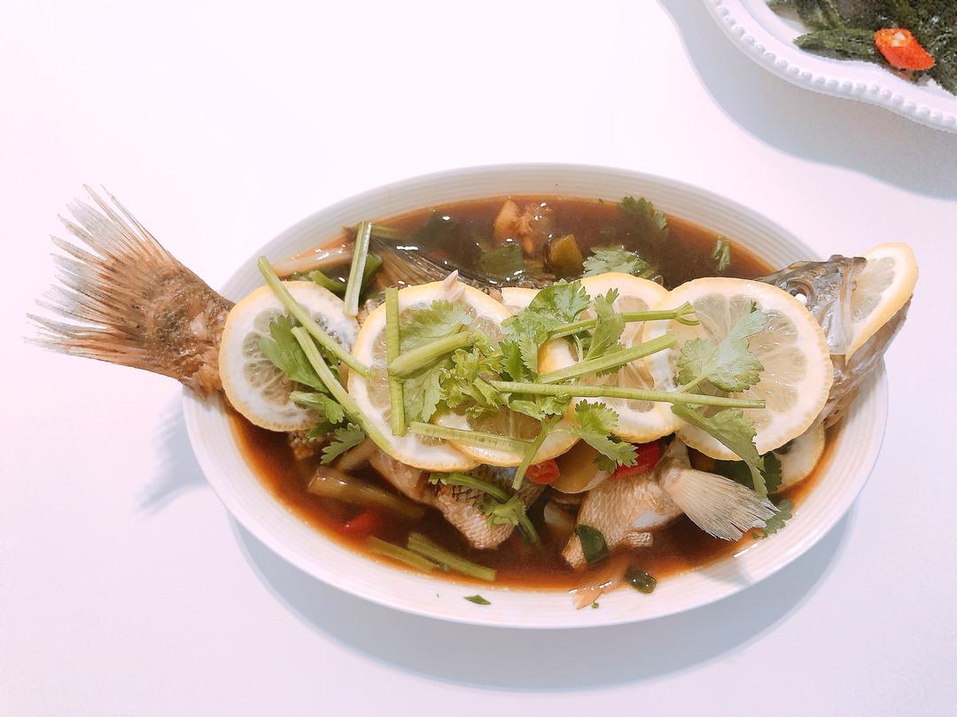 所有的鱼都游不过南海